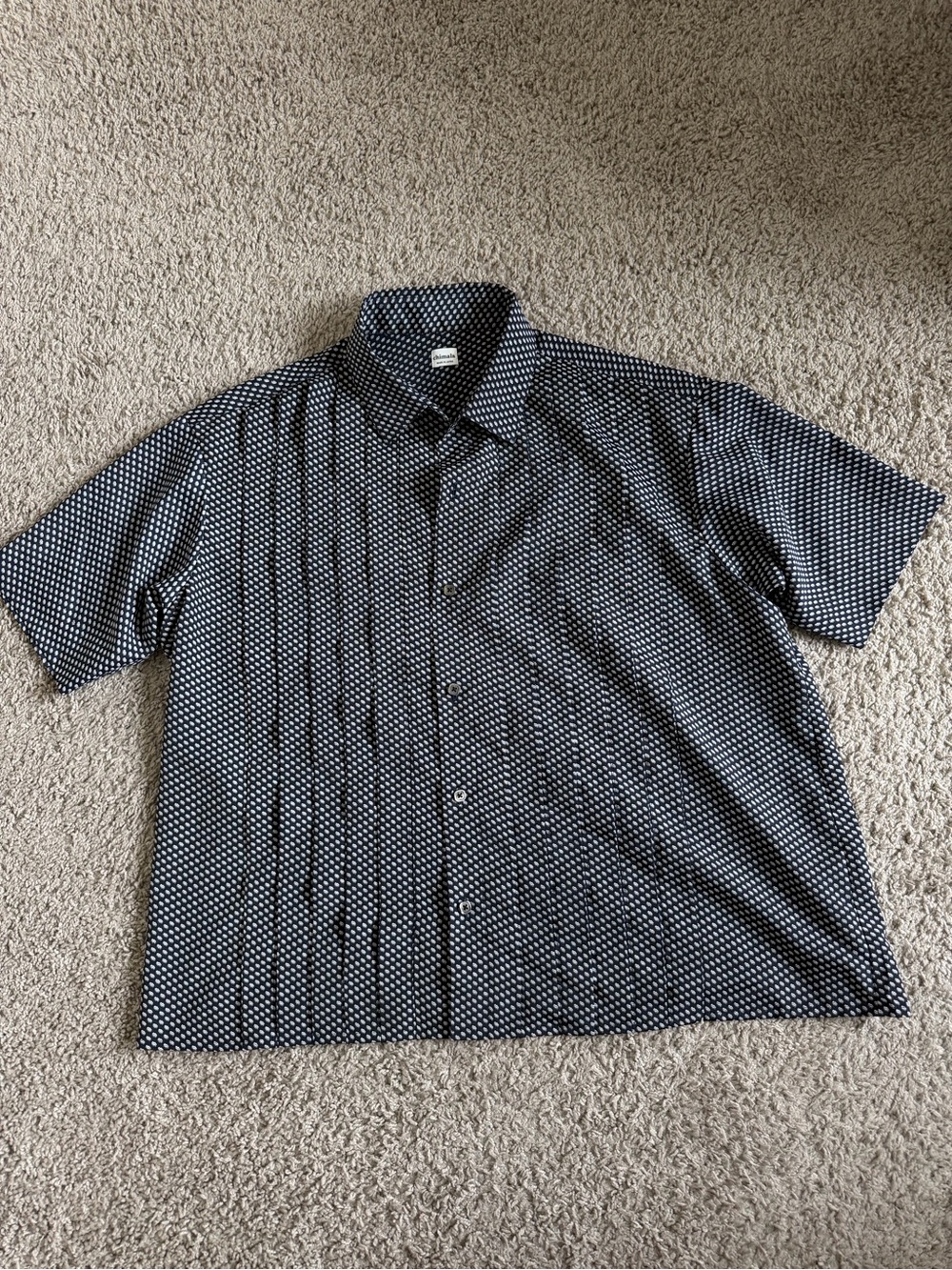 Chimala Cropped Lightning Pattern Polyester Button Down Short Sleeve Shirt